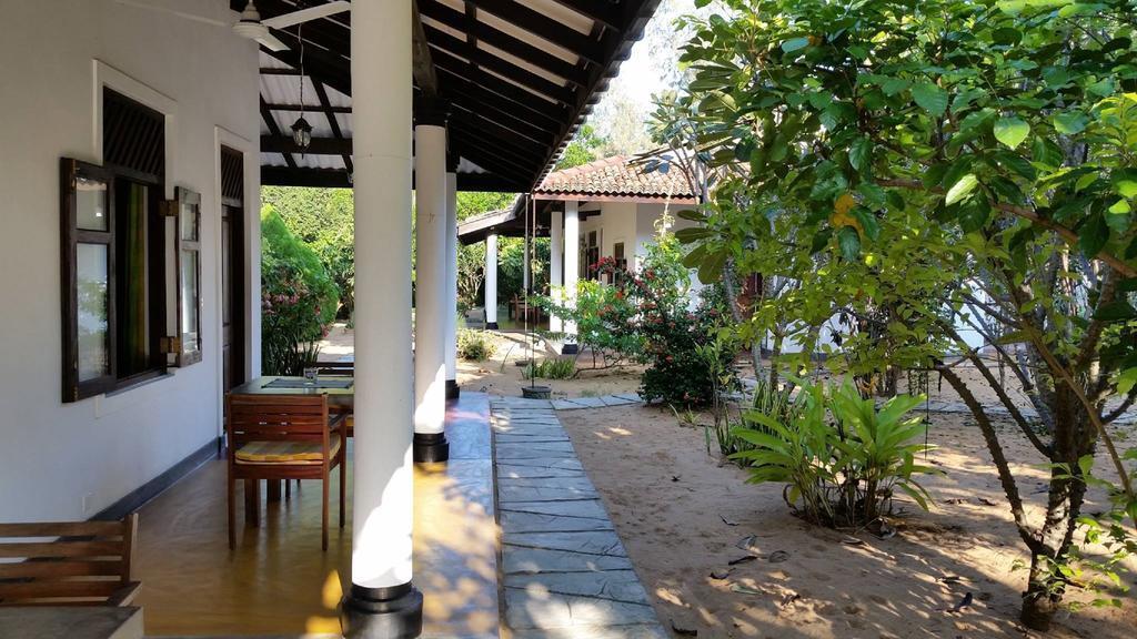 The Danish Villa Resort Arugam Bay Exterior foto